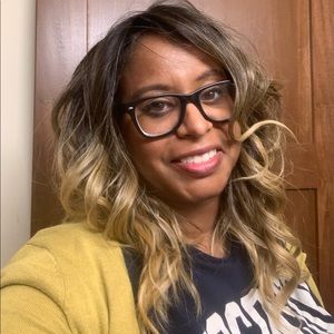 Meet your Posher, Loreen